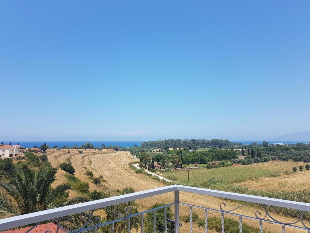 Panoramic Sea View Apartment In Polis-Latchi ภายนอก รูปภาพ